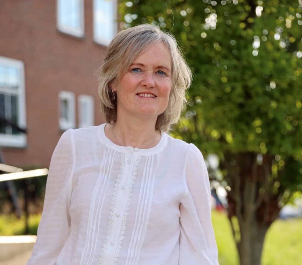 Addy van Borstkanker Vereniging vertelt over begeleiding thuis, lotgenotencontact, verwerking en de impact van kanker op het dagelijks leven.